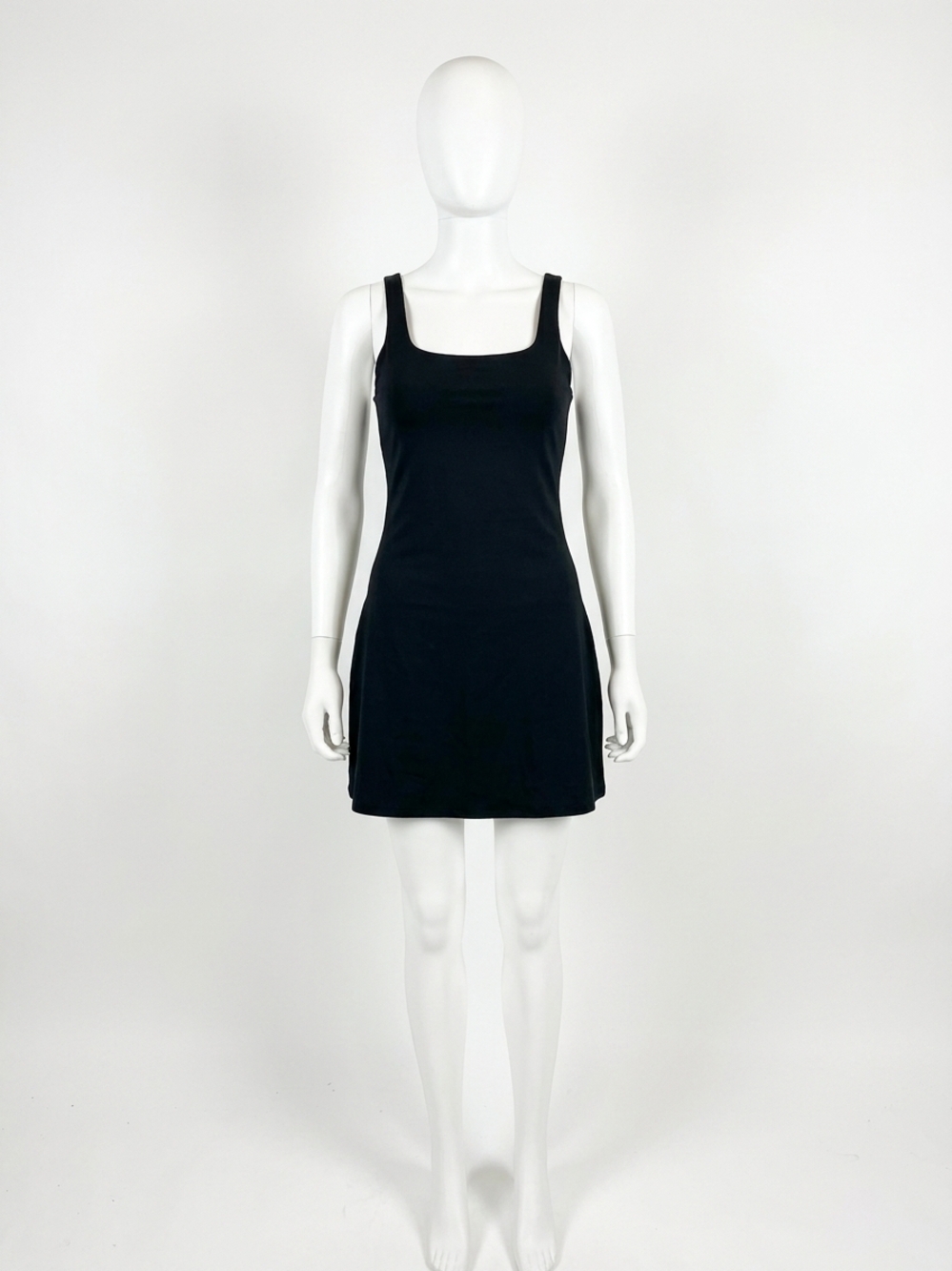 NEW BUCKETLIST women's sunset back sporty dress in black